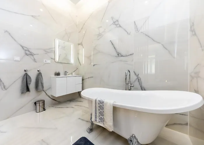 Lux Downtown Apartament